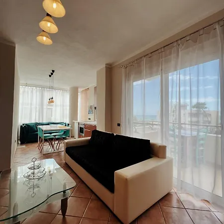 Lovely Golem, Durres Apartment