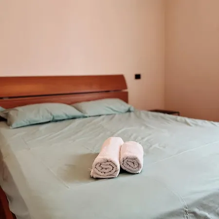 Lovely Golem, Durres * Golem (Tirana)